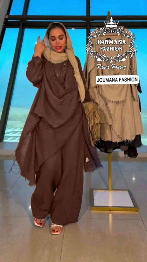 ⁦سوت كتان 4 قطع شيك في اللبس⁩ - الصورة ⁦5⁩