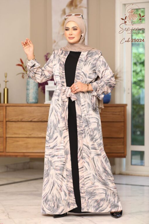 ⁦كارديجان اوبن  بفيونكه في الكم⁩ - الصورة ⁦8⁩