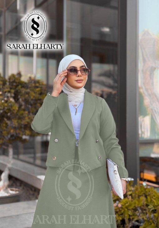 ⁦طقم فورمال جيبه كلوش وبليزر روزالين قصير⁩ - الصورة ⁦7⁩